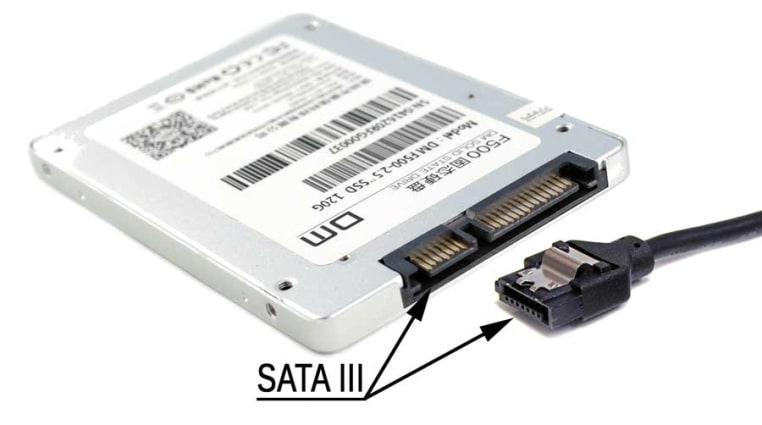 SATA-SSD-and-its-SATA-connector